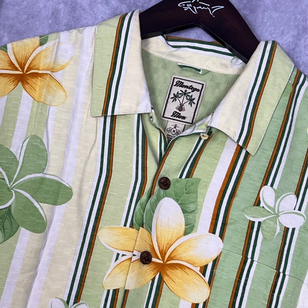 Montego Mon Silk Mens Medium Green Striped Floral Tropical Hawaiian‎ Camp Shirt